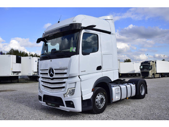 Xe đầu kéo MERCEDES-BENZ Actros 1845