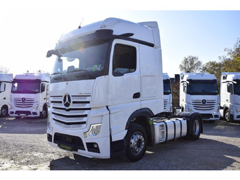 Xe đầu kéo MERCEDES-BENZ Actros 1845