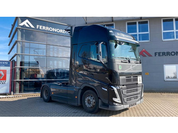 Xe đầu kéo VOLVO FH 460