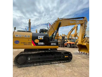 Máy xúc CATERPILLAR 320B