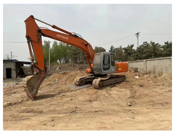 Máy xúc bánh xích HITACHI EX200