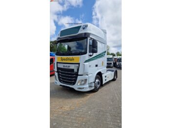 Xe đầu kéo DAF XF 460