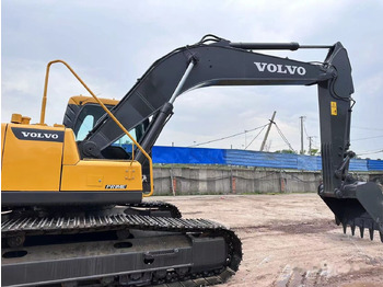 Máy xúc bánh xích VOLVO EC240