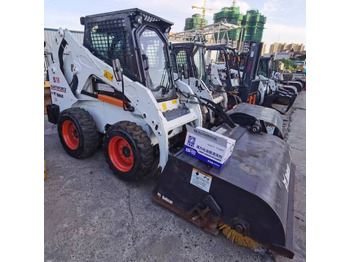 Máy xúc lật đa năng BOBCAT S18