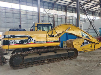 Máy xúc bánh xích CATERPILLAR 320BL