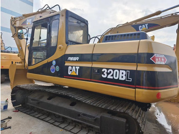 Máy xúc bánh xích CATERPILLAR 320BL