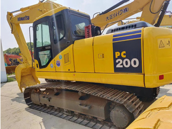 Máy xúc bánh xích KOMATSU PC200-7