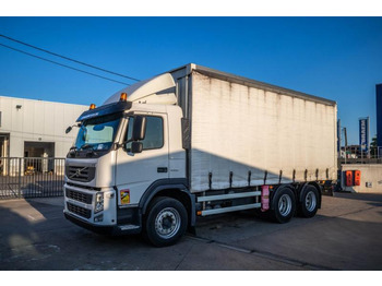 Xe tải thùng mui bạt VOLVO FM 330