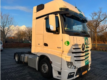 Xe đầu kéo MERCEDES-BENZ Actros 1842