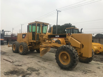 Máy san CATERPILLAR 140K