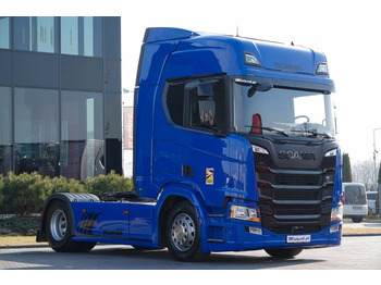 Xe đầu kéo SCANIA R 450