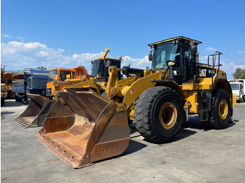 Máy xúc lật bánh lốp CATERPILLAR 966K