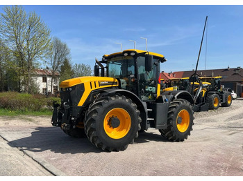 Máy cày JCB Fastrac 4220