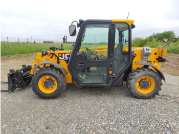 Xe nhấc hình viễn vọng kính JCB