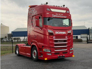 Xe đầu kéo SCANIA S 580