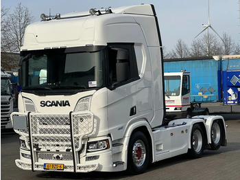 Xe đầu kéo SCANIA R 580