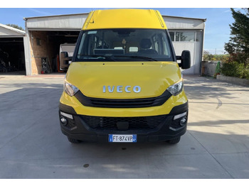 Xe bus mini IVECO Daily