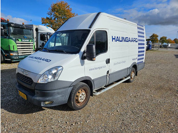 Xe van chở hàng IVECO Daily