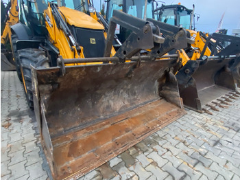 Máy xúc trước múc sau JCB 3CX