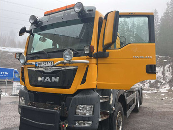 Xe tải nâng móc MAN TGS