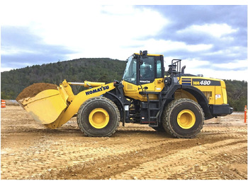 Máy xúc lật bánh lốp KOMATSU WA480