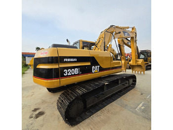 Máy xúc bánh xích CATERPILLAR 320BL