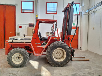 Xe nâng địa hình gồ ghề MANITOU