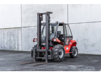 Xe nâng diesel MANITOU M