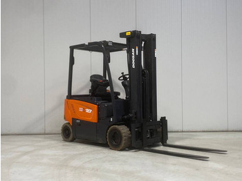 Xe nâng điện DOOSAN