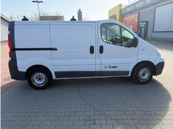 Xe van chở hàng RENAULT Trafic