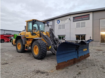 Máy xúc lật bánh lốp VOLVO L90H