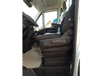 Cho thuê Iveco Daily 35C18H Dreiseitenkipper  Iveco Daily 35C18H Dreiseitenkipper: hình 4