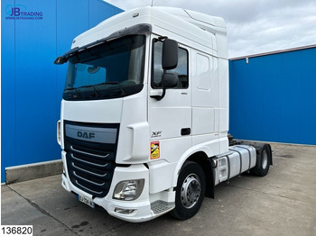 Xe đầu kéo DAF XF 460