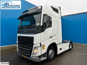 Xe đầu kéo VOLVO FH 420