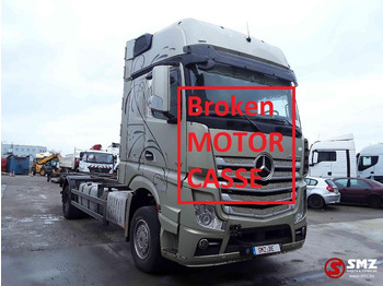 Xe chở container/ Xe tải hoán đổi thân MERCEDES-BENZ Actros 1851