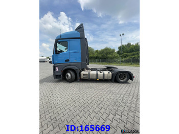 Xe đầu kéo MERCEDES-BENZ Actros 1842