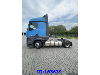 Xe đầu kéo MERCEDES-BENZ Actros 1842