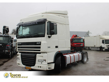 Xe đầu kéo DAF XF 105 460