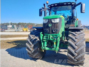 Máy cày JOHN DEERE 6215R