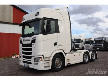 Xe đầu kéo SCANIA S 580