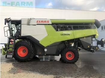 Máy gặt đập CLAAS Lexion 750