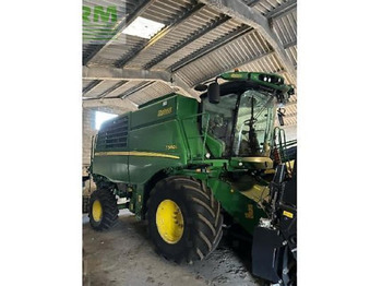 Máy gặt đập JOHN DEERE T560