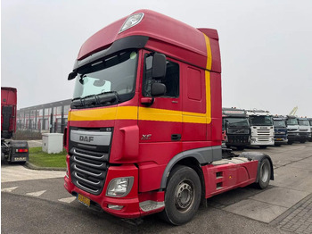 Xe đầu kéo DAF XF 460