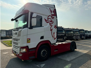 Xe đầu kéo SCANIA R 520