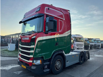 Xe đầu kéo SCANIA S 500