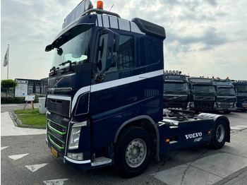 Xe đầu kéo VOLVO FH 460