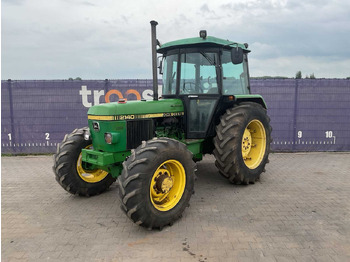 Máy cày JOHN DEERE 2140