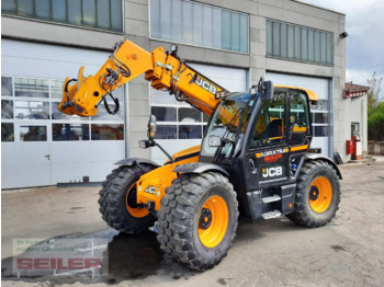 Xe nhấc hình viễn vọng kính JCB