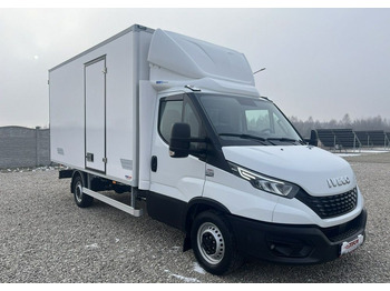 Xe van đông lạnh IVECO Daily