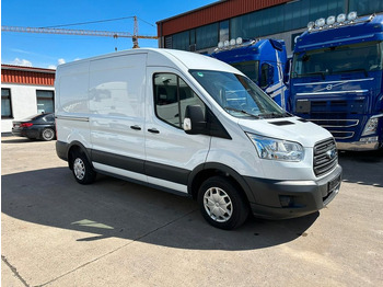 Xe van chở hàng FORD Transit